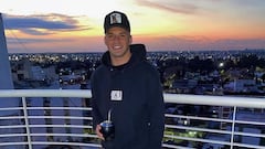 “Hace 6 meses que no veo a mi familia, pero estoy cumpliendo un sueño... Me adapté bien a Chile”