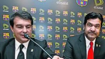 <b>UN CONTRATO DE 12 MILLONES.</b> El Barça firmó ayer un acuerdo con la empresa de comunicaciones Etisalat, pionera en telecomunicaciones para Emiratos Árabes, por los próximos cuatro años, por el que recibirá 12 millones de euros. El club estará así presente en 18 países de Oriente Medio, Asia y África.
