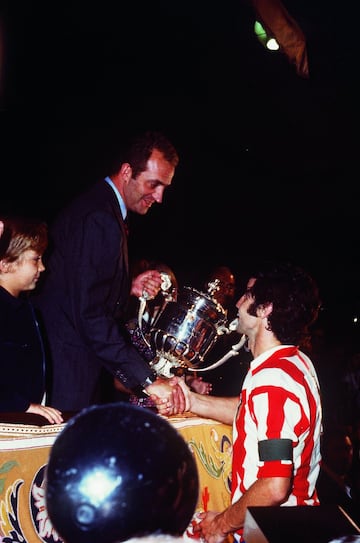 En 1976 Gárate consiguió su segunda Copa del Generalísmo (la anterior fue en 1972), que le fue entregada de manos del Rey Juan Carlos I.
 