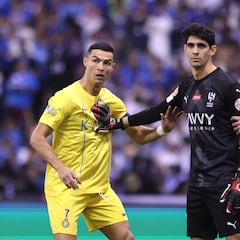 Al Hilal presiona para renovar a Bono y frustrar así al Sevilla