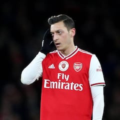 Un comentario de Özil desata la guerra con China y canceló la emisión del Arsenal-City