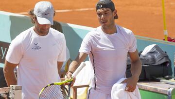 Nadal: "Es normal que Federer no participe en Roland Garros"