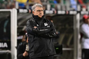Mexico manager Gerardo Martino defends national team against critics