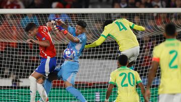Futbol, Chile vs Brasil.