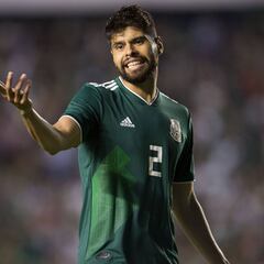 Néstor Araujo es baja de la Selección Mexicana por lesión