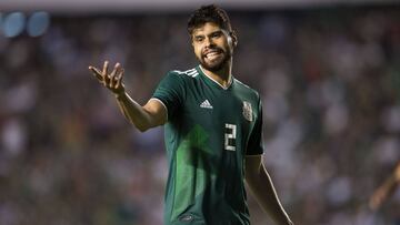 N&eacute;stor Araujo. Selecci&oacute;n Mexicana