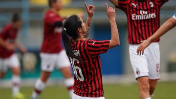 Lady Andrade marca con Milan que elimina al Inter de Copa