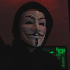Anonymous declara la guerra a Maduro
