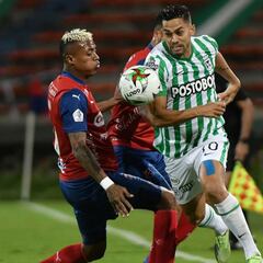 Medellín renueva a Pineda y contrata a José Hernández