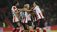 Jugadores del Athletic celebrando el 1-0 ante el Alav&eacute;s.