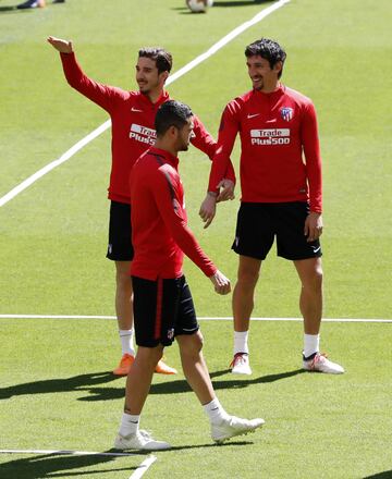 Vrsaljko, Savic y Vitolo. 