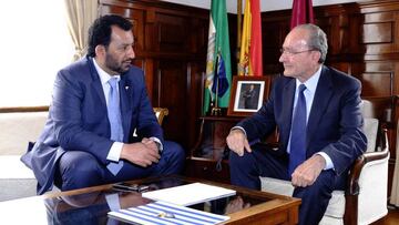 Al Thani y De la Torre charlando con cordialidad. Eran otros tiempos.