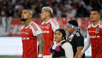 Futbol, Colo Colo vs Audax Italiano
Fecha 27, campeonato Nacional 2024.
El jugador de Colo Colo Arturo Vidal es fotografiado durante el partido de primera division contra Audax Italiano disputado en el estadio Monumental de Santiago, Chile.
06/10/2024
Dragomir Yankovic/Photosport
Football, Colo Colo vs Audax Italiano
27th turn, 2024 National Championship.
Colo ColoÕs player Arturo Vidal is pictured during the first division match against Audax Italiano held at the Monumental stadium in Santiago, Chile.
06/10/2024
Dragomir Yankovic/Photosport