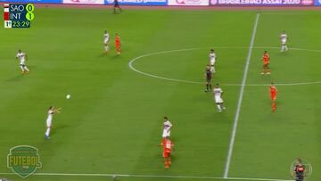El error de bulto de Juanfran por el que le se?alan en la debacle que vali車 el 0-2 de su rival