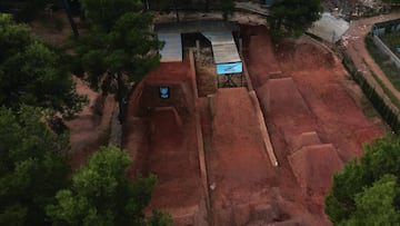 Vista a&eacute;rea del bike park Morral Park, en Castell&oacute; de la Plana (Comunidad Valenciana, Espa&ntilde;a). 