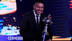 La Conmebol homenajeó a Juan Román Riquelme en el sorteo de la Libertadores 2020