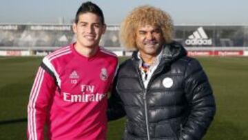 28/01/15 JAMES RODRIGUEZ  Y VALDERRAMA AL FINAL DEL ENTRENAMIENTO DEL REAL MADRID
 FOTO:REALMADRID.COM
 