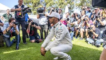 Hamilton se ha llevado el primer disgusto de la temporada. 