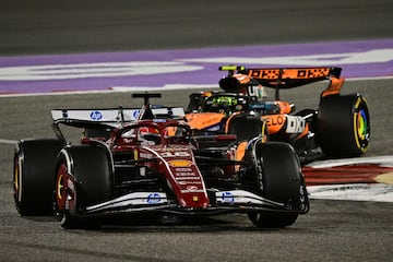 Charles Leclerc (Ferrari SF-25) y Lando Norris (McLaren MCL39). Sakhir, Bahr¨¦in. F1 2025.