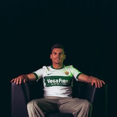 Oficial: Lucas Cepeda ficha por el Elche hasta 2030