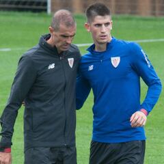 Sancet sustituye a Óscar, tocado