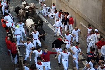 Hoy 8 de julio de 2022 se ha celebrado el segundo día de los encierros de los Sanfermines. Por las calles de Pamplona ha corrido los toros de la ganadería Fuente Ymbro.