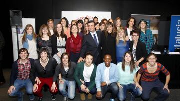 Miembros de la Asociaci&oacute;n durante la presentaci&oacute;n en el AC La Finca de Pozuelo. 