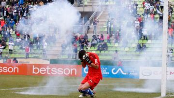 U. Católica - U de Chile en vivo: clásico suspendido por agresión a Martín Parra | Últimas noticias, hoy