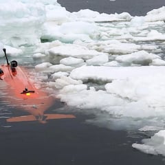 Un submarino hace un extraño descubrimiento bajo el hielo antártico antes de desaparecer sin explicación alguna