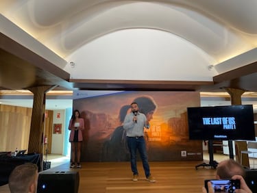 The Last of Us Parte I celebra su lanzamiento en España reuniendo a las voces de ayer y hoy