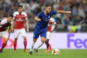 3-0. Eden hazard marcó el tercer gol de penalti.