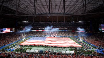 Ahead of today’s Divisional Round game at Lumen Field, “The Star-Spangled Banner” will be sung by a veteran of major sports games.