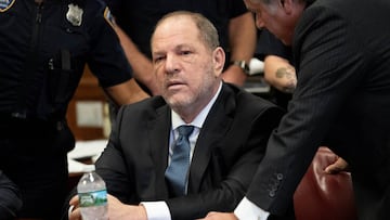 Desestimado uno de los cargos por abuso sexual de Harvey Weinstein