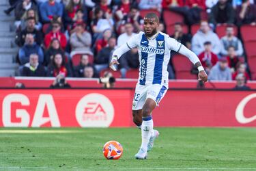 Llegó al club en 2024 y ha aportado experiencia en la defensa. Sólo habrá negociación para la renovación en caso de permanencia.