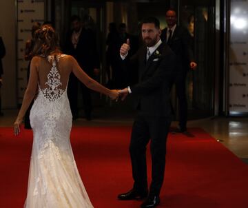 Leo Messi y Antonella Roccuzzo como marido y mujer.