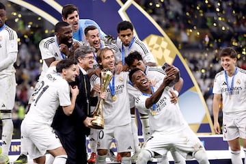 El Real Madrid gana por cuarta vez el trofeo de la competición Intercontinental.