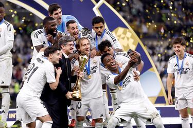 El Real Madrid gana por cuarta vez el trofeo de la competición Intercontinental.