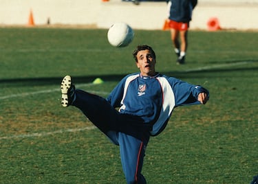 El jugador serbio llegó al Atlético de Madrid procedente del Estrella Roja de Belgrado. Como rojiblanco estuvo desde 1998 hasta el 2001. Jugó 52 partidos en los que anotó tres goles. 