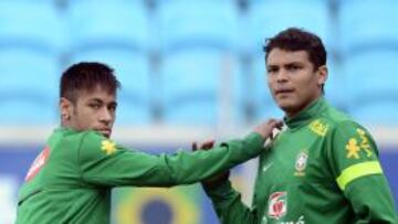 Neymar y Thiago Silva
