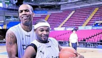 Buen rollo en el Cajasol.