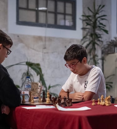 Faustino Oro, el ‘Messi del ajedrez’, sigue batiendo récords y apunta a su primera norma de Gran Maestro