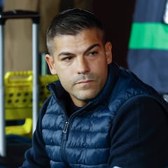 Del Moral: “Hasta la fecha seguimos como entrenadores del primer equipo”