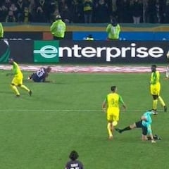 El nuevo fichaje del Sevilla protagonizó una de las mayores locuras arbitrales