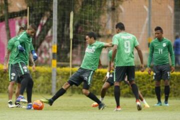 Nacional prepara el duelo ante Jaguares pensando en América