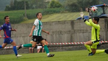 El Racing da un paso en la dirección adecuada ante un Amore más espeso