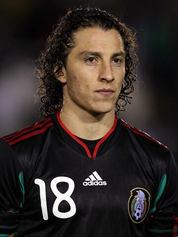 En aquel entonces Guardado militaba en el Deportivo La Coruña, conjunto con el cual descendió y después recuperó la categoría.
