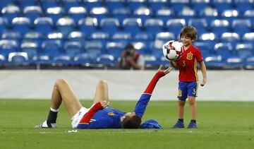 Piqué y su hijo.