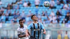 Desaire a Alexander Aravena