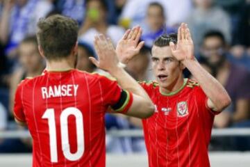 Partidazo de Bale con Gales