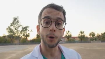 José Manuel Felices, médico: “Si se te va el agua por el otro lado y sientes que te ahogas, la tos es tu cuerpo salvándote la vida”